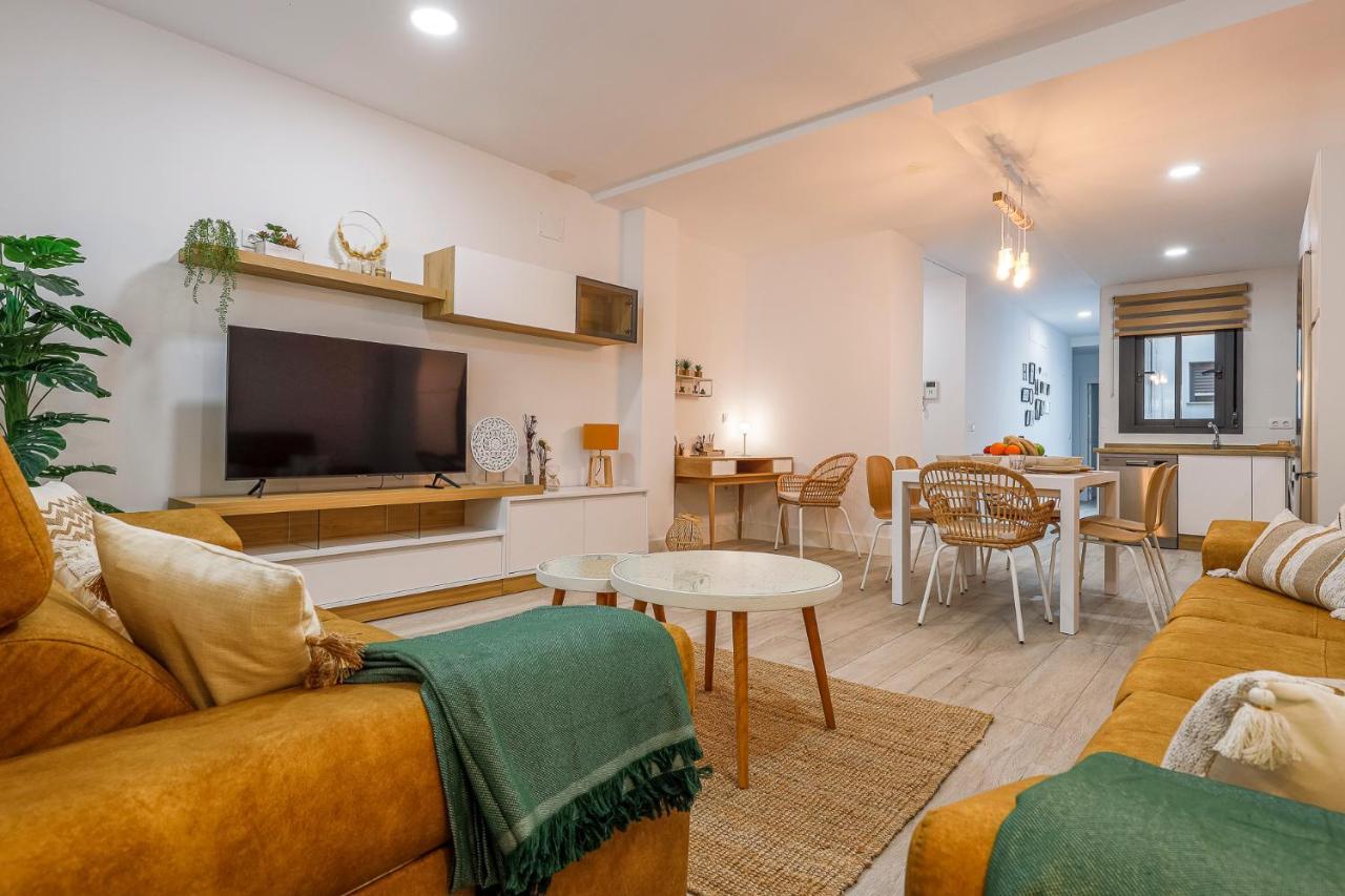 Family Suit Principal Encantos De Sevilla Екстер'єр фото